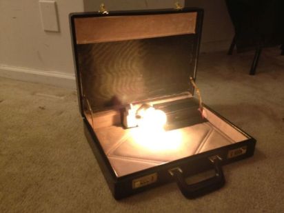 PulpFictionBriefcase-Lit2