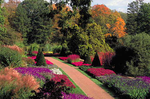 Gardens_at_longwood.jpeg